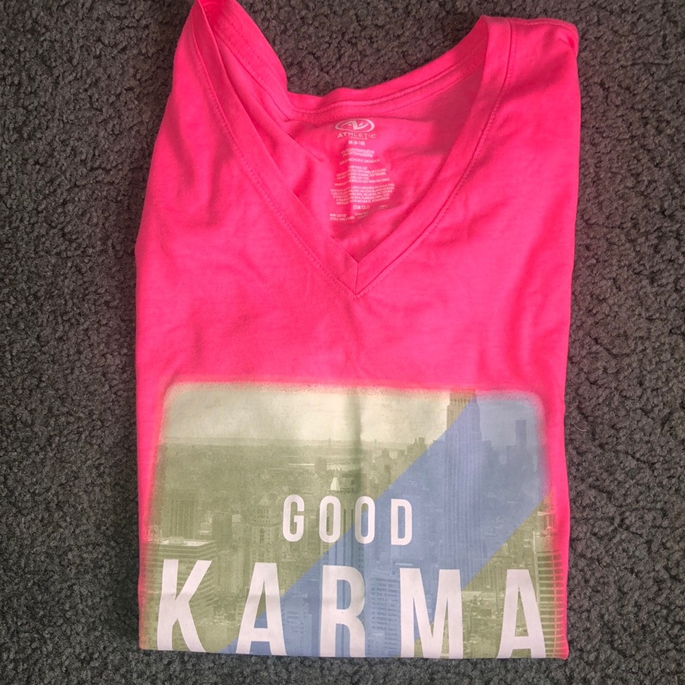 t-shirt - Picture 2 of 2